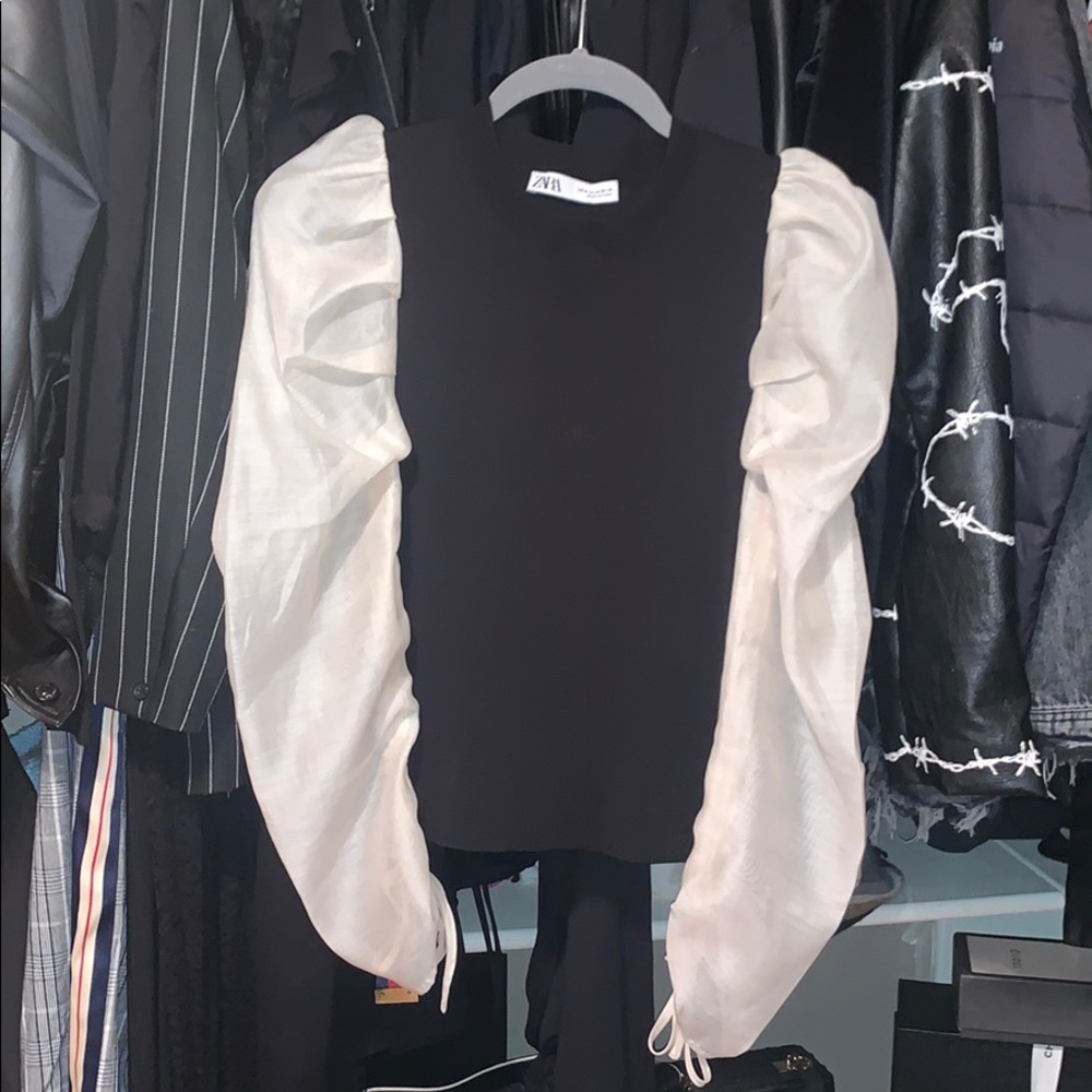 Zara puff sleeve blouse
